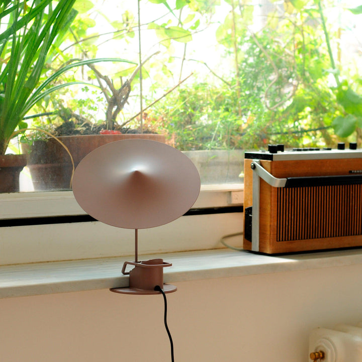 Ile Table Lamp - Vakkerlight