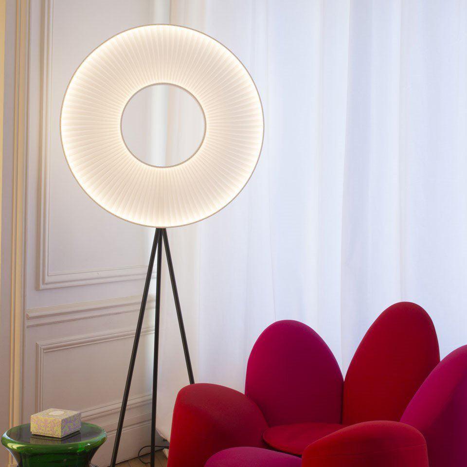 Iris Floor Lamp - Vakkerlight