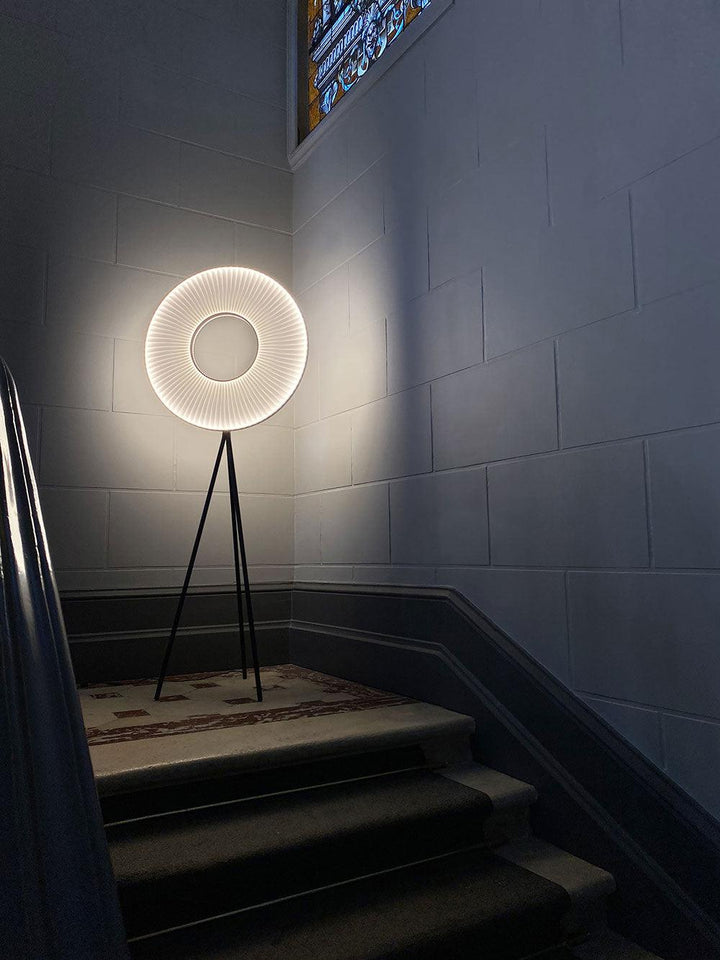 Iris Floor Lamp - Vakkerlight