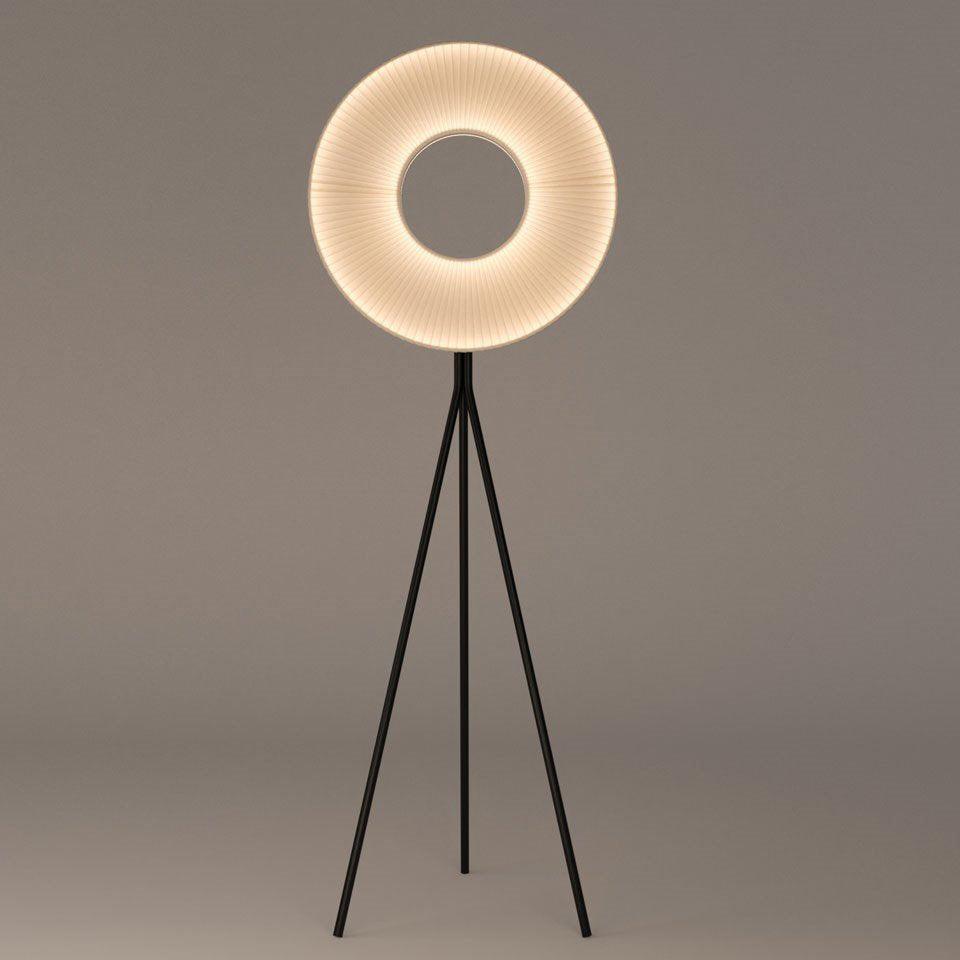 Iris Floor Lamp - Vakkerlight