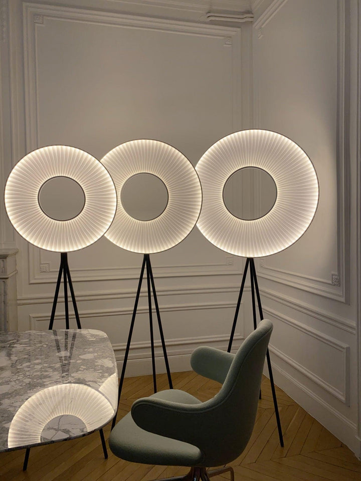 Iris Floor Lamp - Vakkerlight