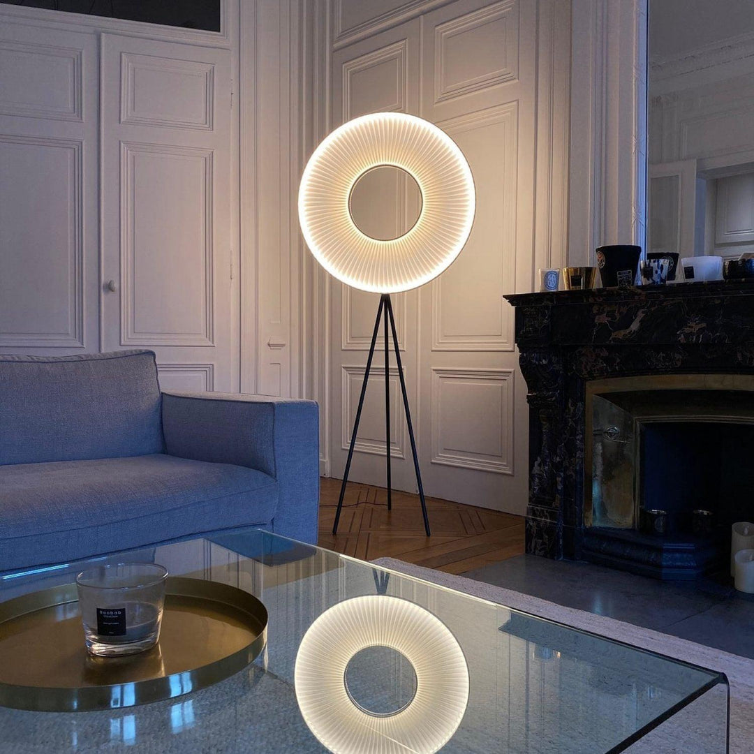 Iris Floor Lamp - Vakkerlight