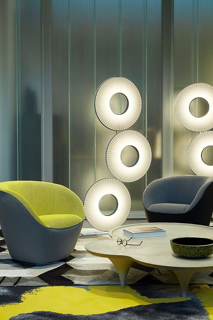 Iris Totem Floor Lamp - Vakkerlight