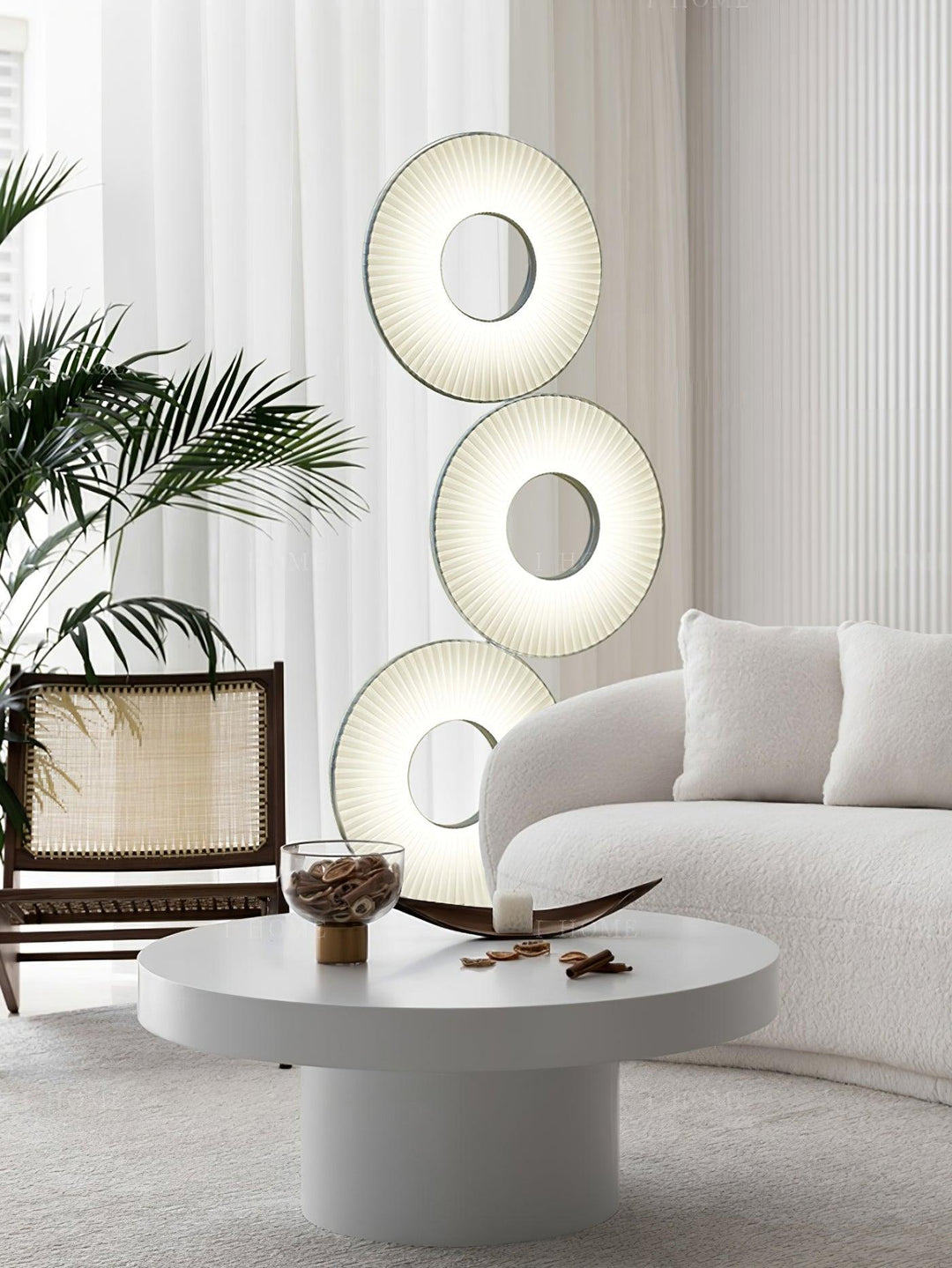 Iris Totem Floor Lamp - Vakkerlight