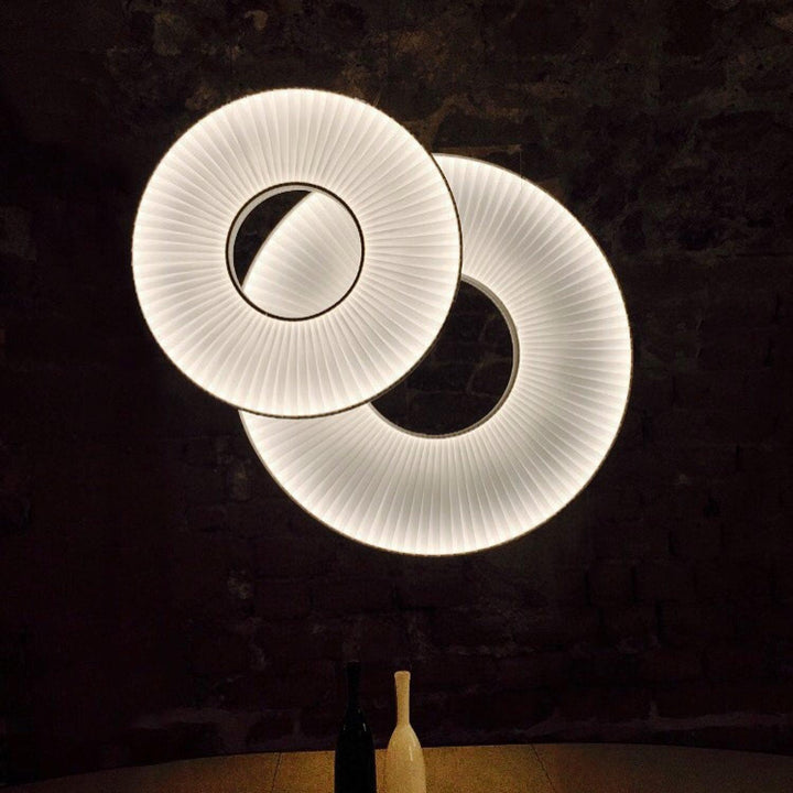 Iris Pendant Lamp - Vakkerlight