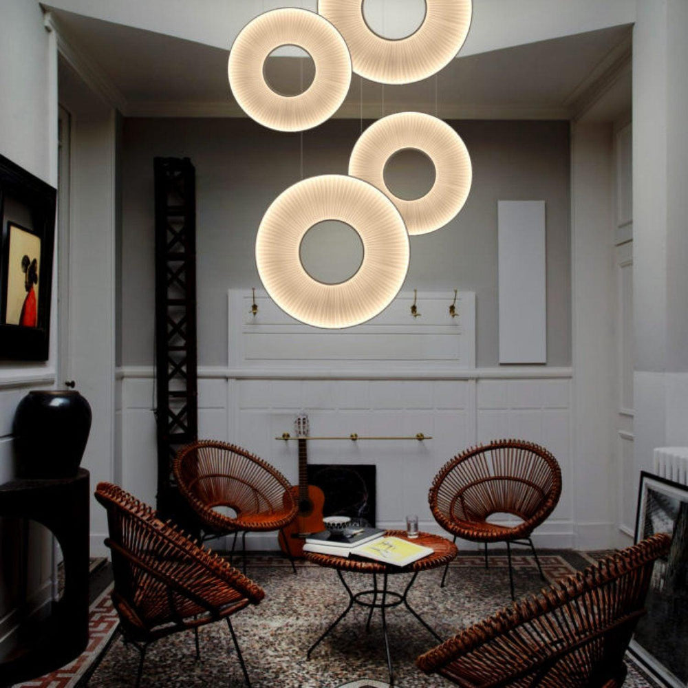 Iris Pendant Lamp - Vakkerlight