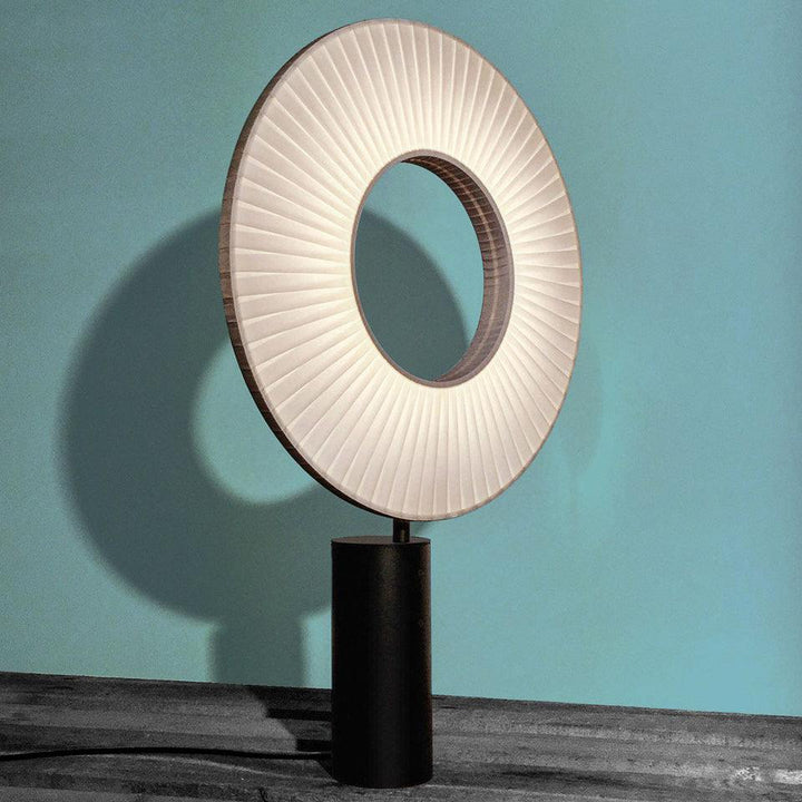 Iris Table Lamp - Vakkerlight