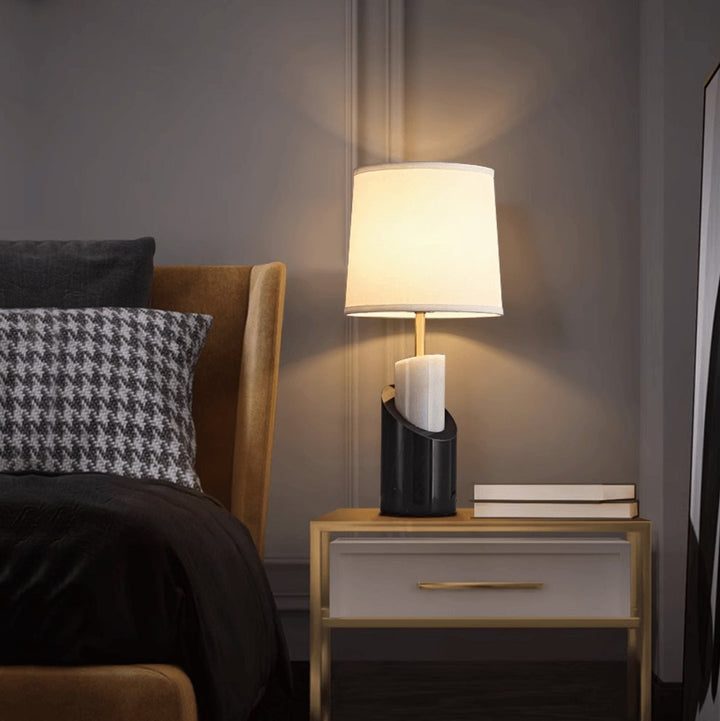 Jude Table Lamp - Vakkerlight