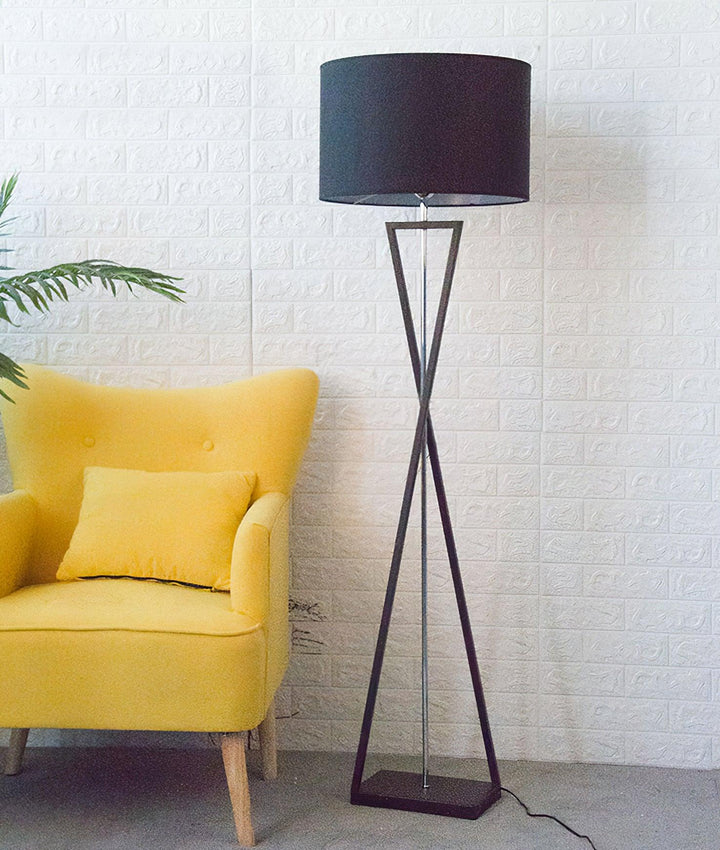 Kaden Black Floor Lamp - Vakkerlight