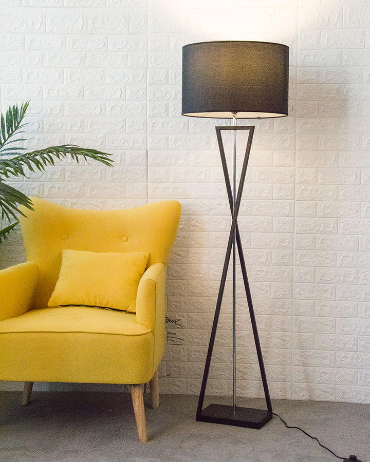 Kaden Black Floor Lamp - Vakkerlight