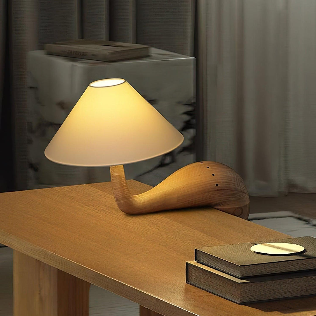 Kakuda Pine Desk Lamp - Vakkerlight