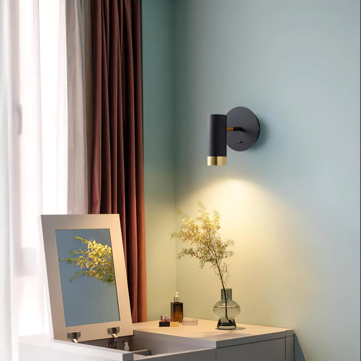 Karpo Wall Lamp - Vakkerlight