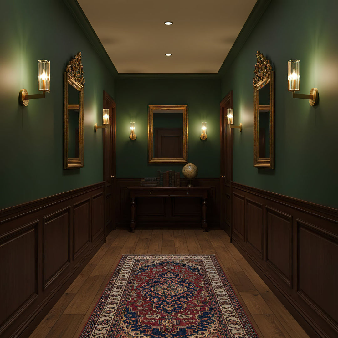 Kayla Brass Wall Lamp - Vakkerlight