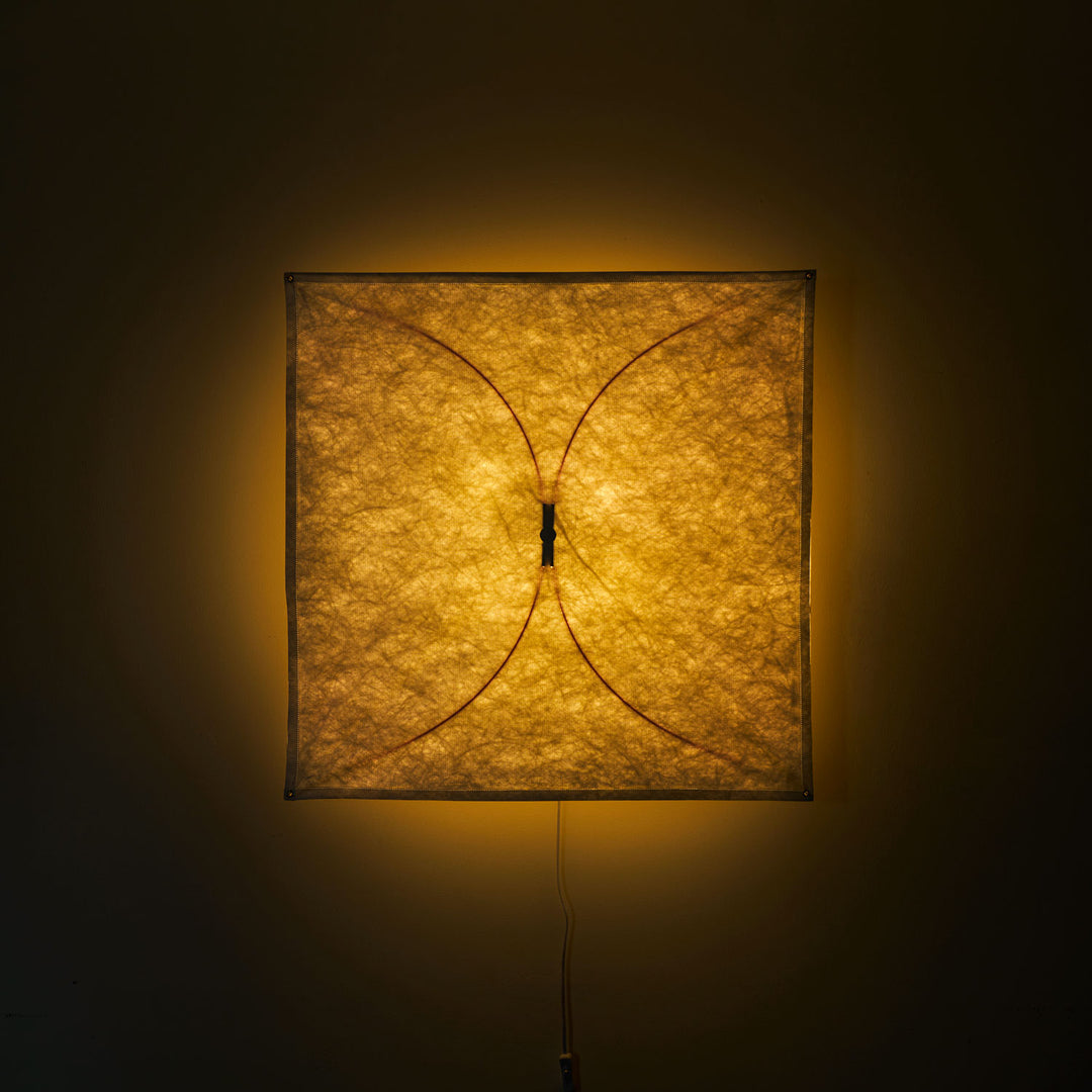 Kite Shaped Paper Wall Lamp - Vakkerlight