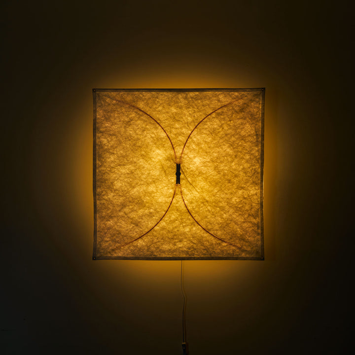 Kite Shaped Paper Wall Lamp - Vakkerlight