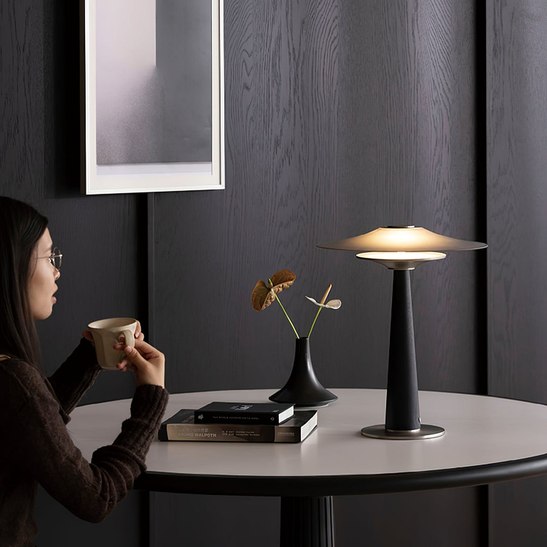 Kizu Peak Table Lamp - Vakkerlight