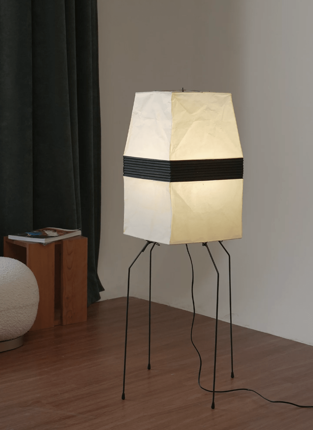Kumo Paper Shade Table &amp; Floor Lamp - Vakkerlight