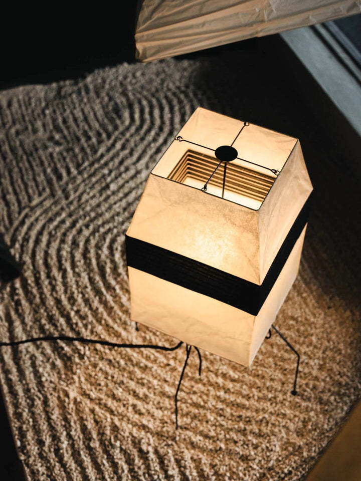 Kumo Paper Shade Table &amp; Floor Lamp - Vakkerlight