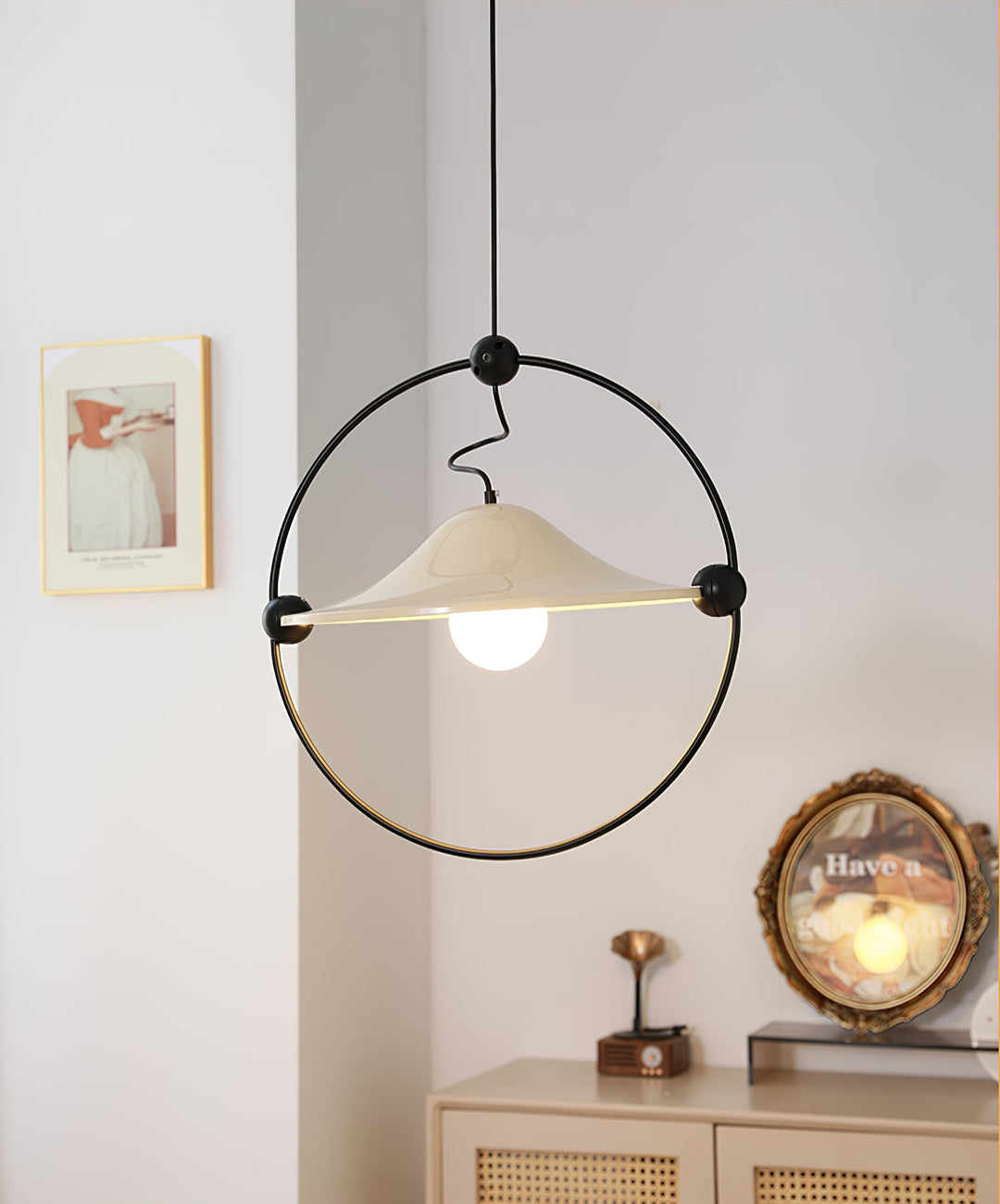 Kyra Pendant Light - Vakkerlight