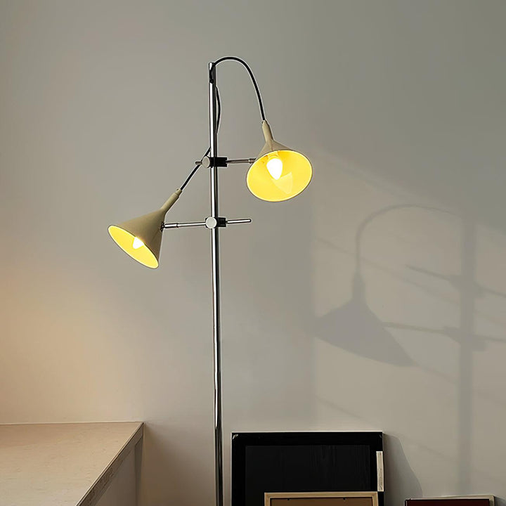 Laiton Floor Lamp - Vakkerlight