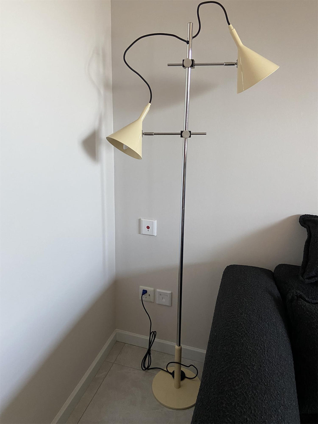 Laiton Floor Lamp - Vakkerlight