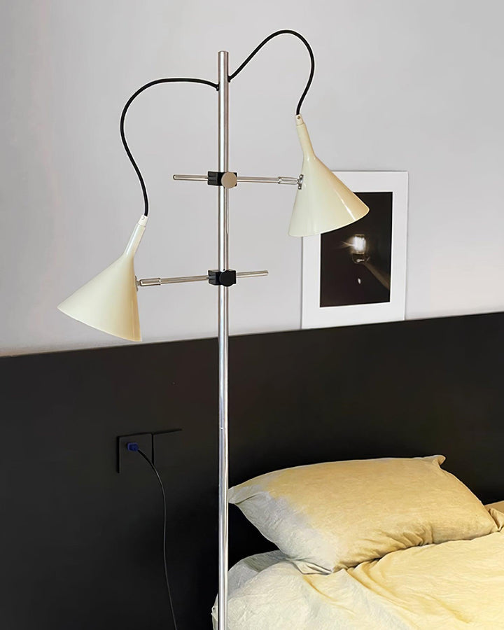 Laiton Floor Lamp - Vakkerlight