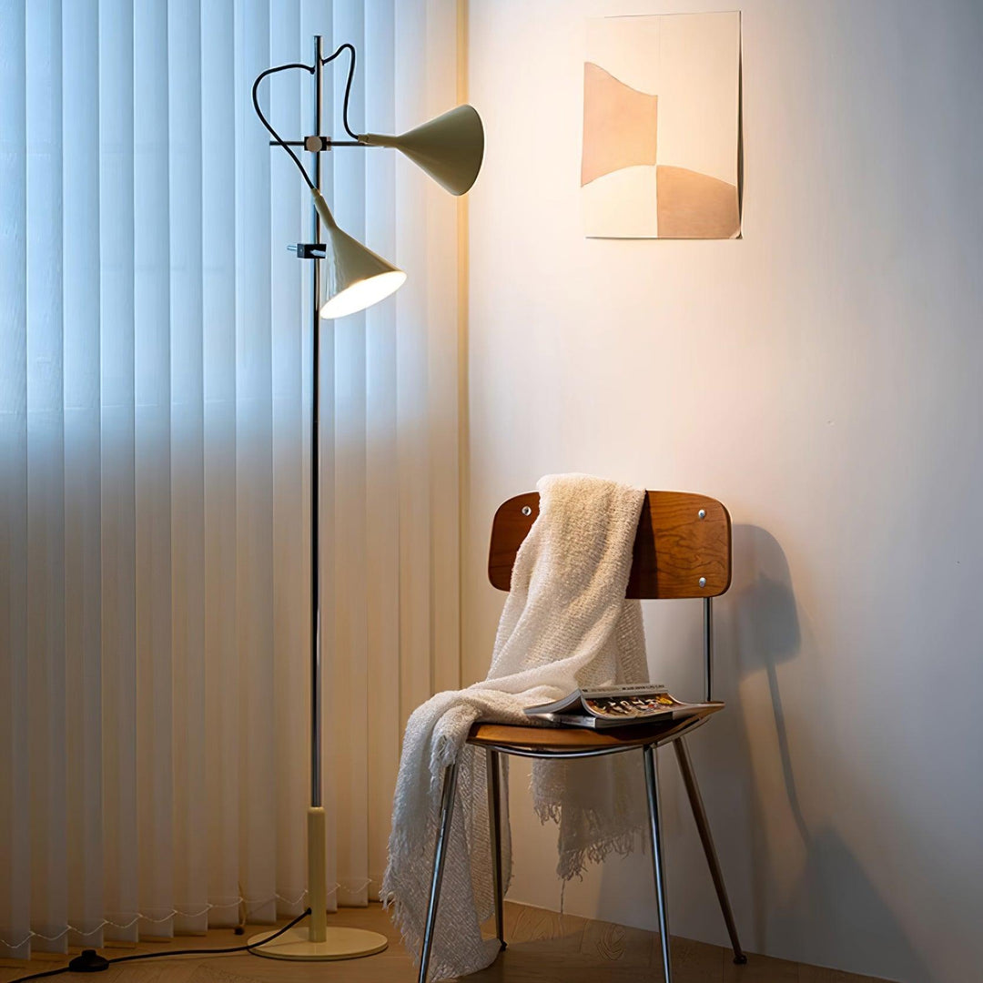 Laiton Floor Lamp - Vakkerlight