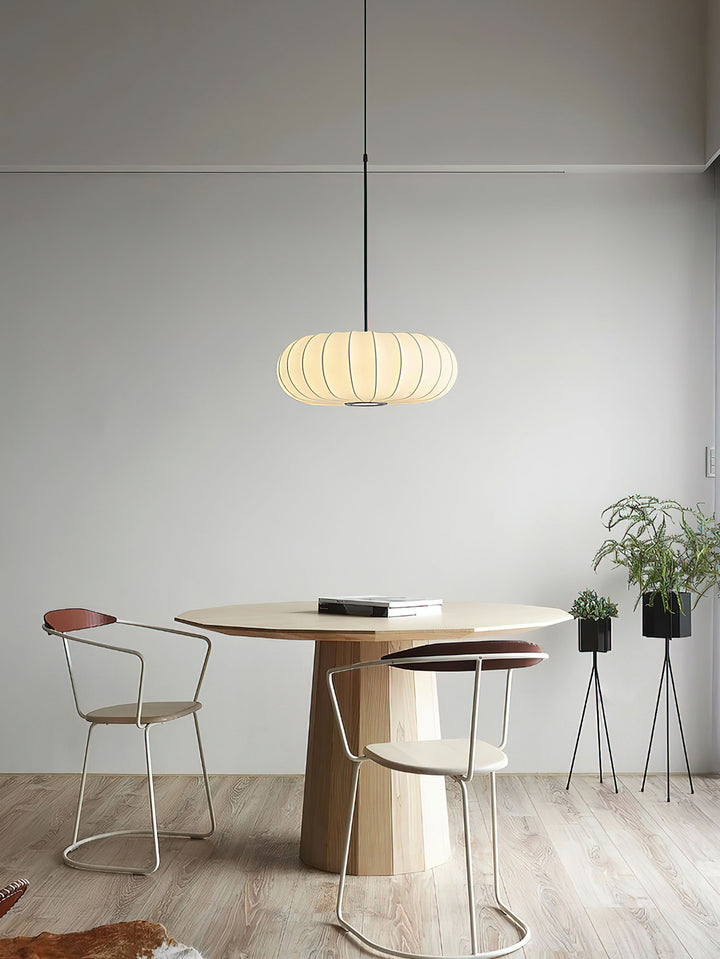 Lantern Silk Pendant Lamp - Vakkerlight
