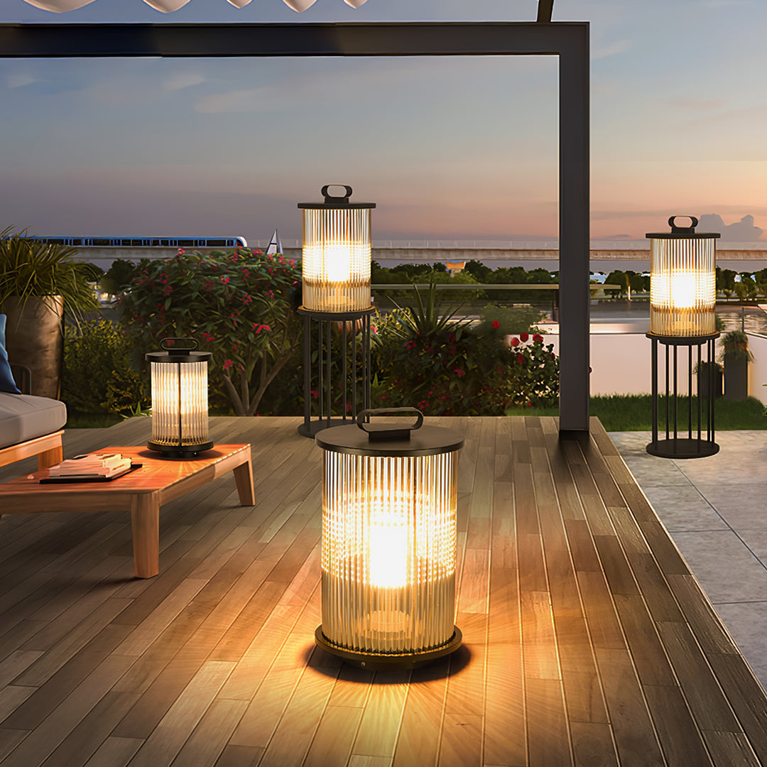 Lantern Garden Solar Outdoor Light - Vakkerlight