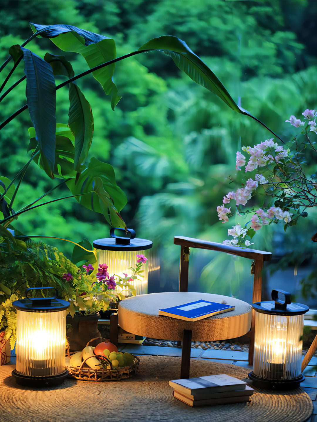 Lantern Garden Solar Outdoor Light - Vakkerlight