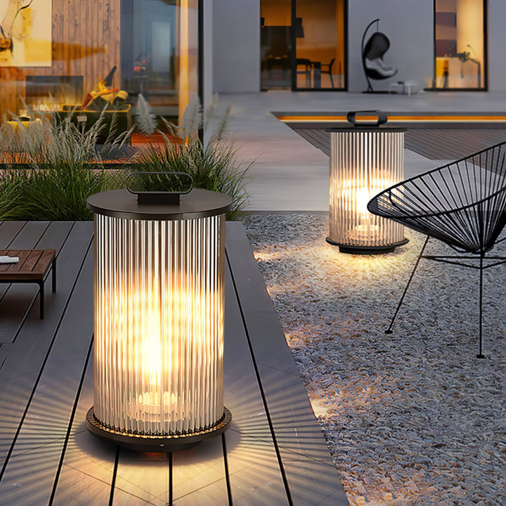 Lantern Garden Solar Outdoor Light - Vakkerlight