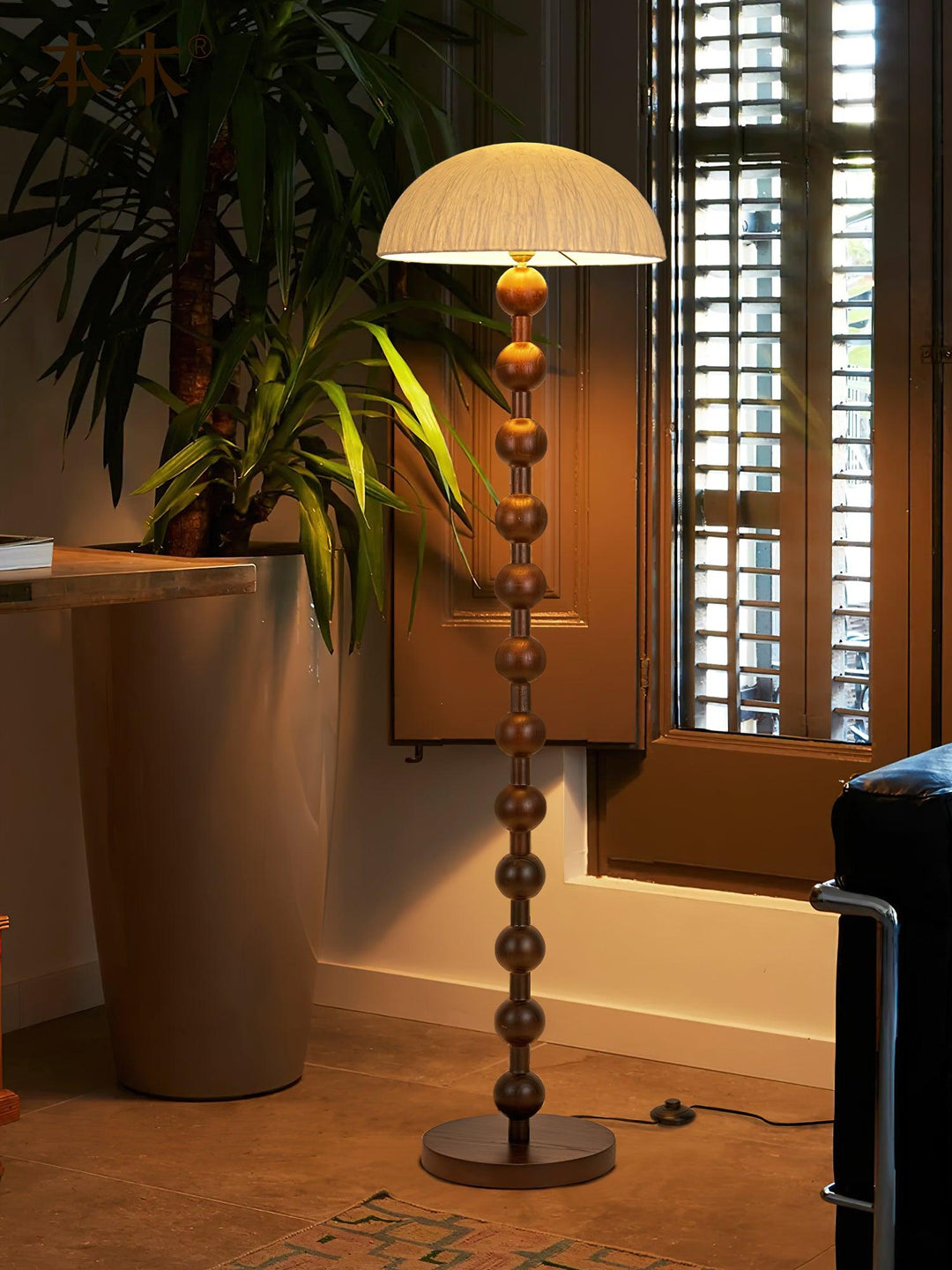 Lanvin Floor Lamp - Vakkerlight