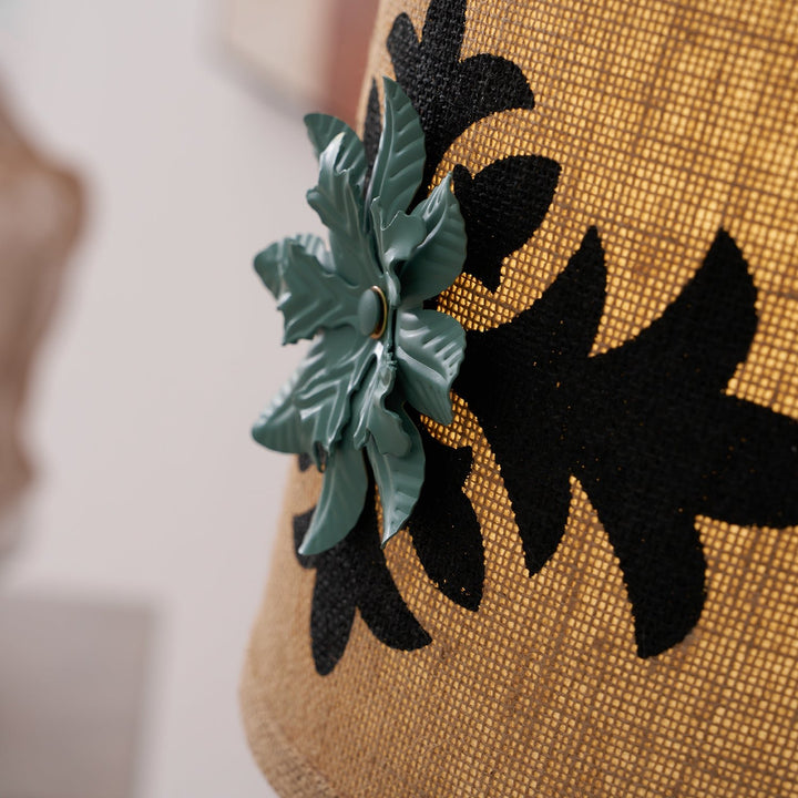 Lark Floor Lamp - Vakkerlight