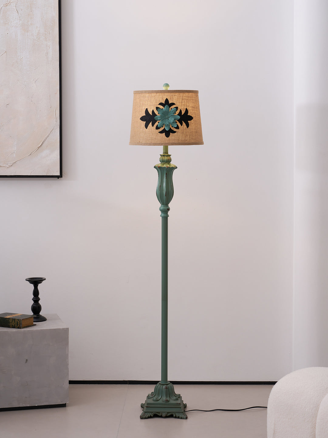Lark Floor Lamp - Vakkerlight