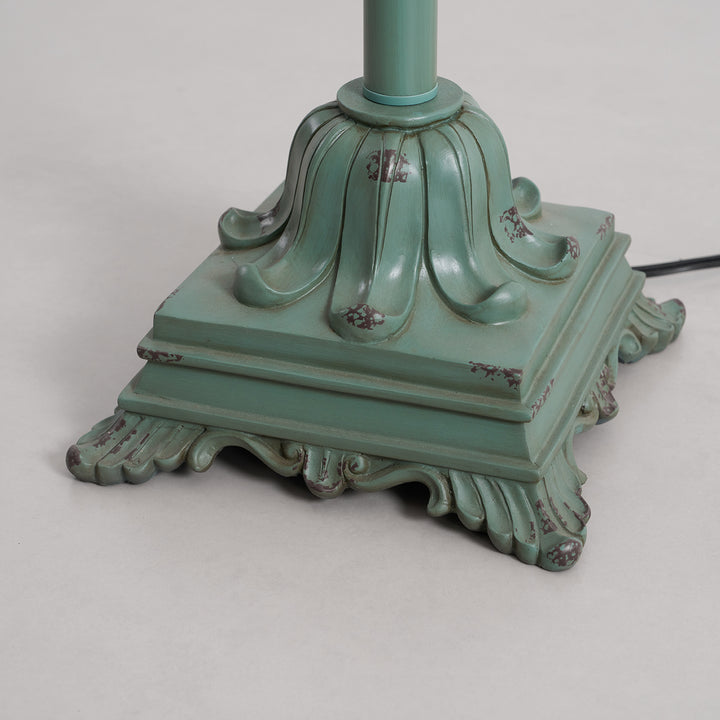 Lark Floor Lamp - Vakkerlight