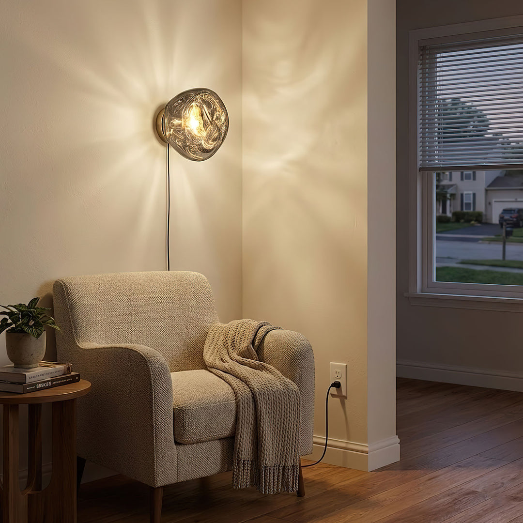 Lava Plug - in Wall Lamp - Vakkerlight