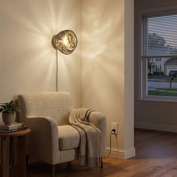 Lava Plug - in Wall Lamp - Vakkerlight