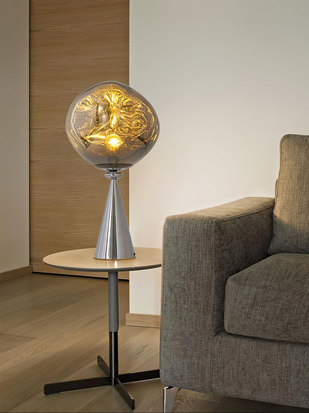 Lava Cone Table Lamp - Vakkerlight