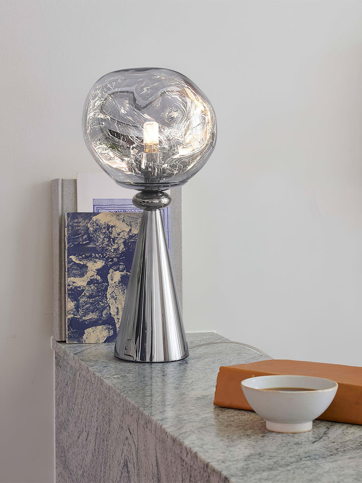 Lava Cone Table Lamp - Vakkerlight