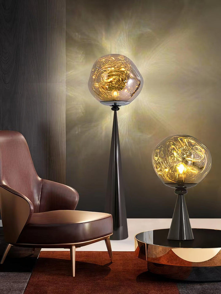 Lava Cone Table Lamp - Vakkerlight