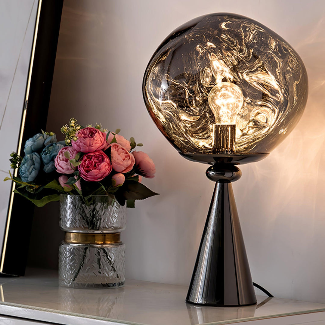 Lava Cone Table Lamp - Vakkerlight