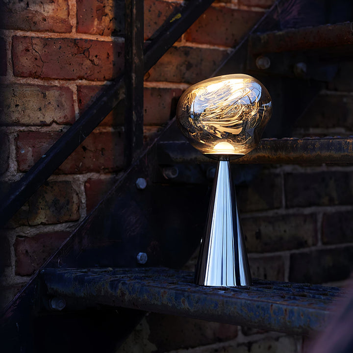 Lava Rechargeable Table Lamp - Vakkerlight