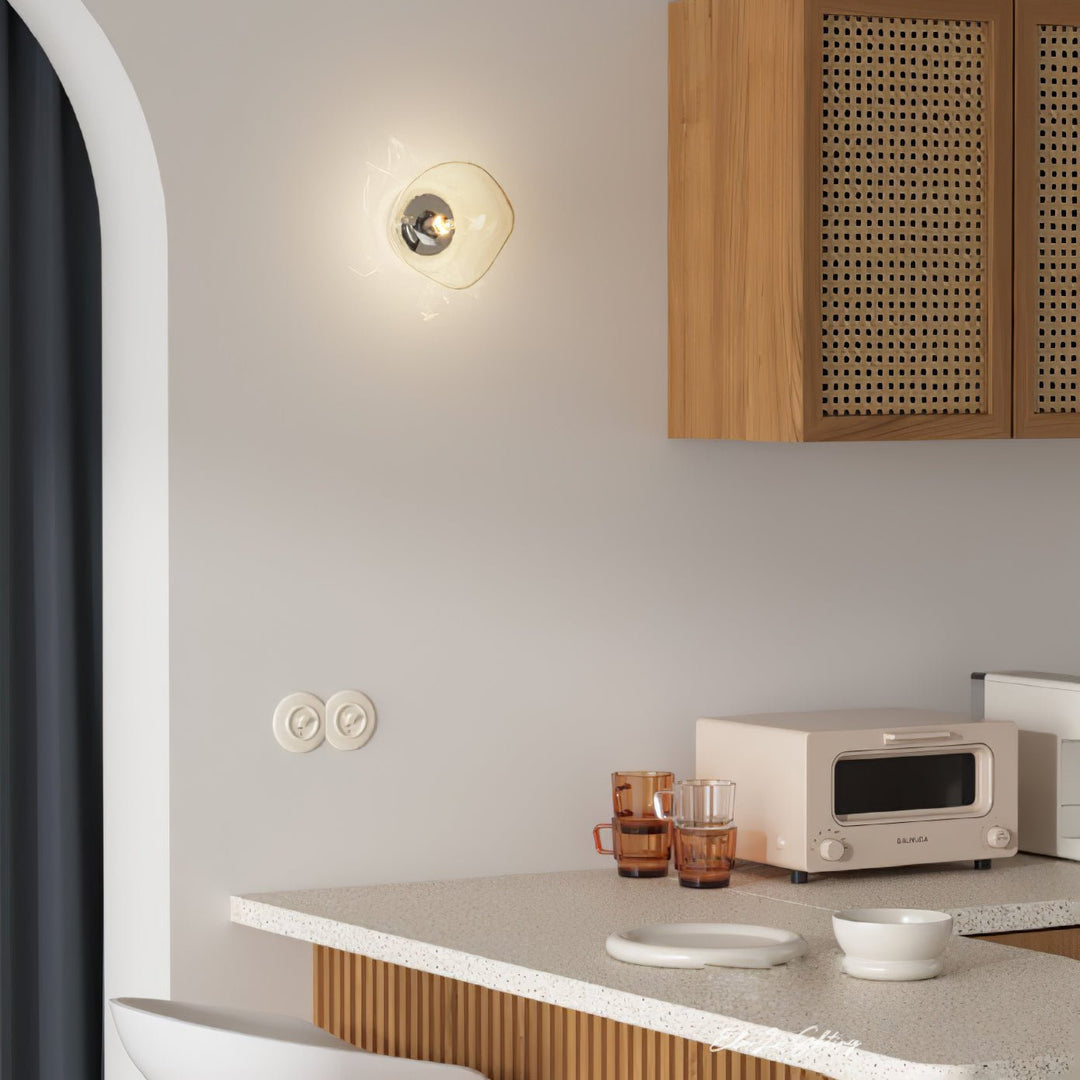 Lava Plug - in Wall Lamp - Vakkerlight