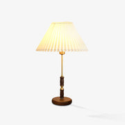 Le Klint Table Lamp - Vakkerlight