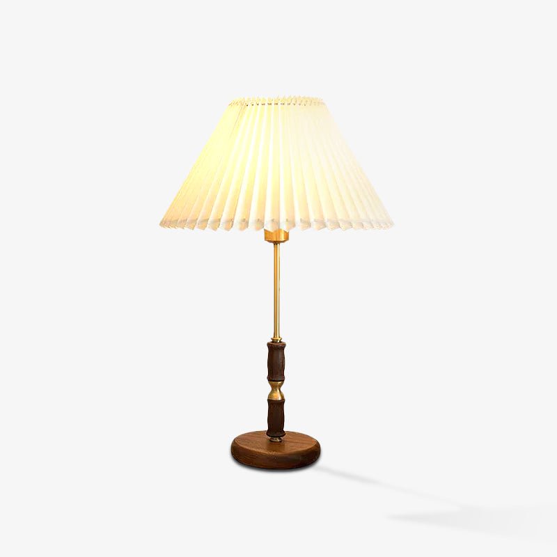 Le Klint Table Lamp - Vakkerlight