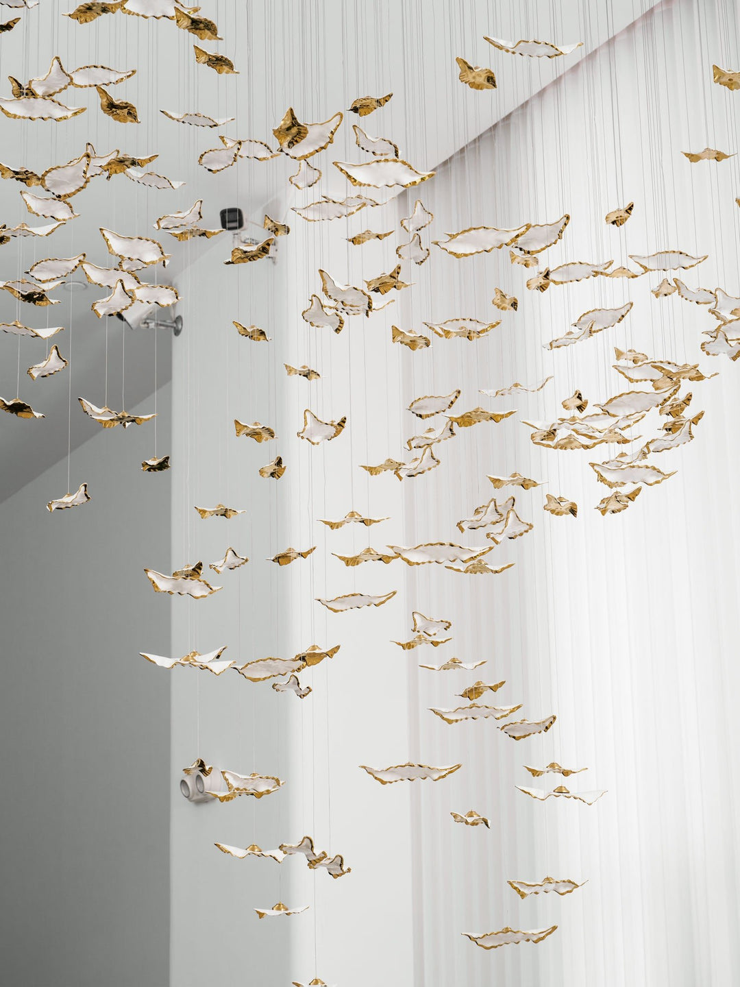 Leaf Twisted Sculptural Customize Chandelier - Vakkerlight