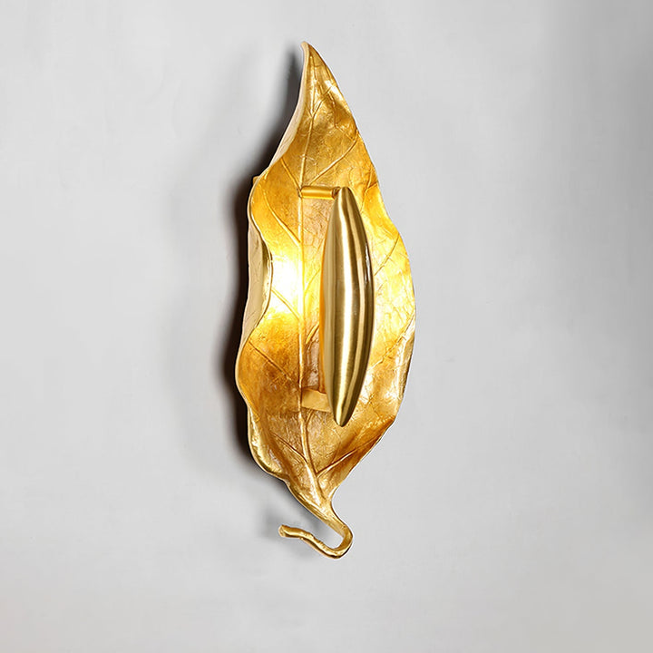 Leaf Brass Wall Lamp