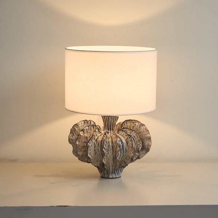 Leaf Shaped Ceramic Table Lamp - Vakkerlight