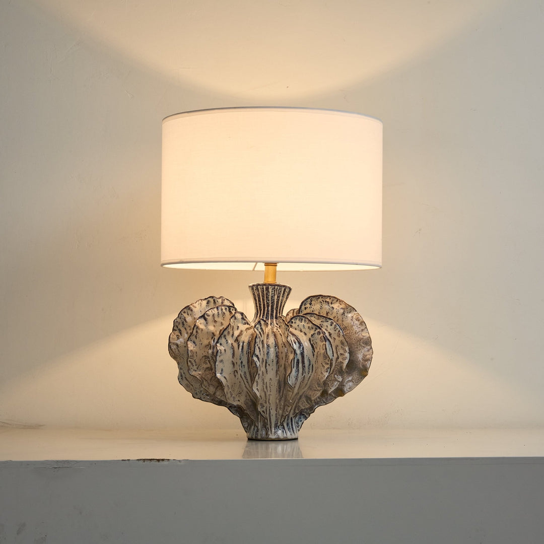 Leaf Shaped Ceramic Table Lamp - Vakkerlight