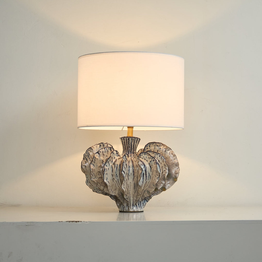 Leaf Shaped Ceramic Table Lamp - Vakkerlight